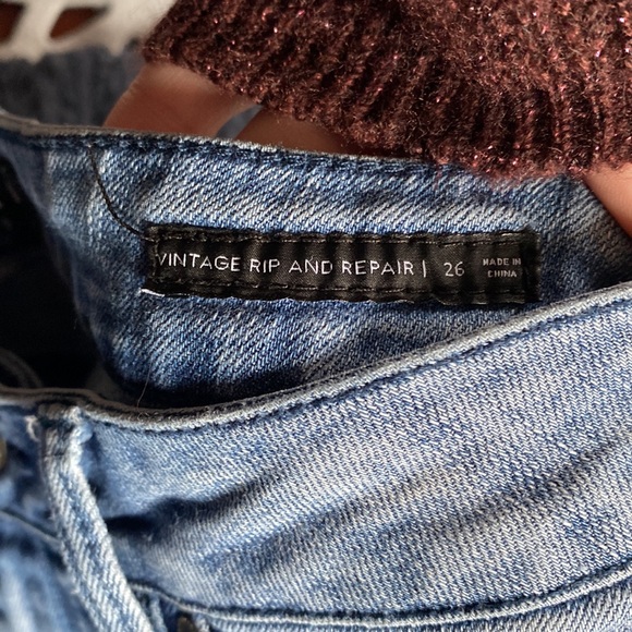 Bullhead skinny jeans distressed look - Picture 3 of 4